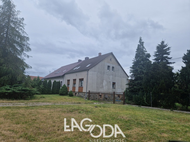 Dom Sprzedaż Chwalęcice